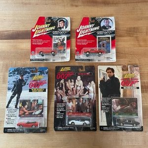 NIB Vintage 007 bundle! Johnny Lightning die-cast collectible cars.